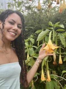flower held